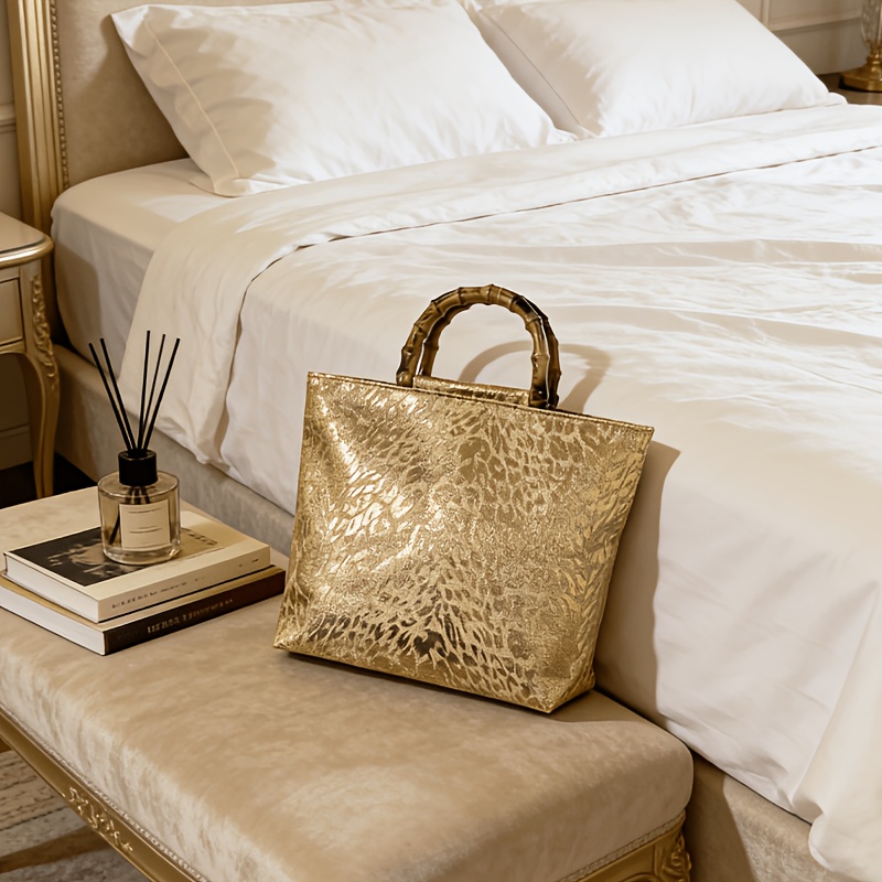 Luxury Bags Reseller - Tas tote jacquard daun emas metalik